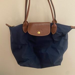 Longchamp Nylon Medium Zip tote in navy